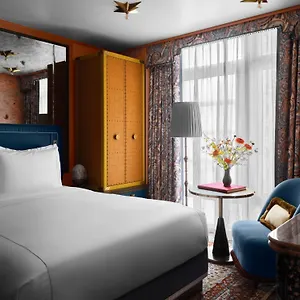 The Fifth Avenue Otel New York