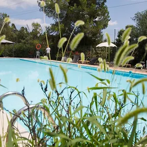 Albergue Inout, La Floresta Pearson